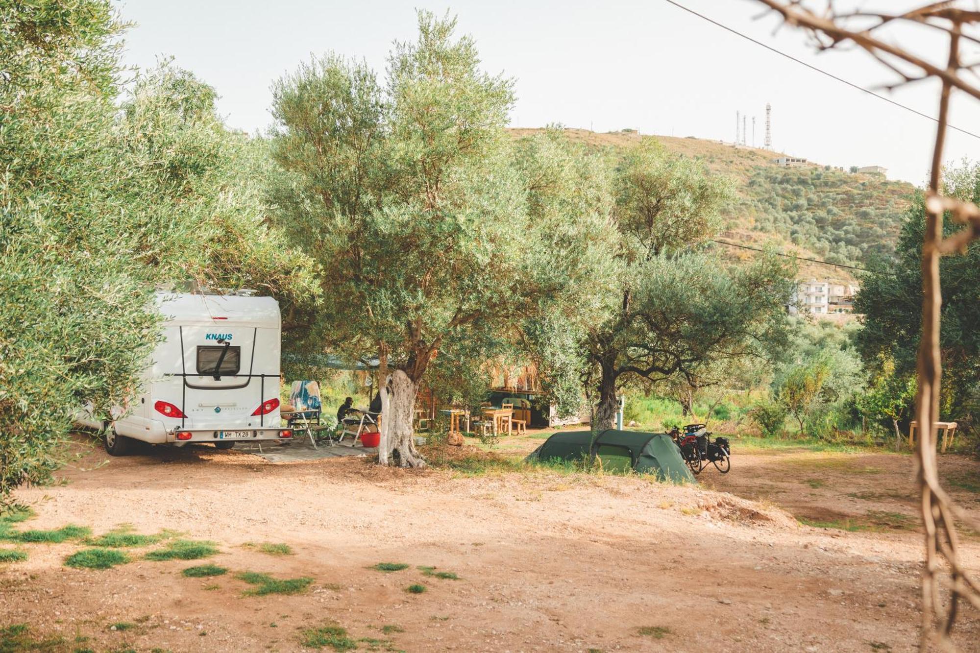 Olive Camping Hotel Himare Exterior foto